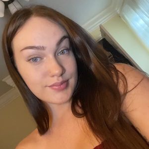 Meet your Posher, Gabriella